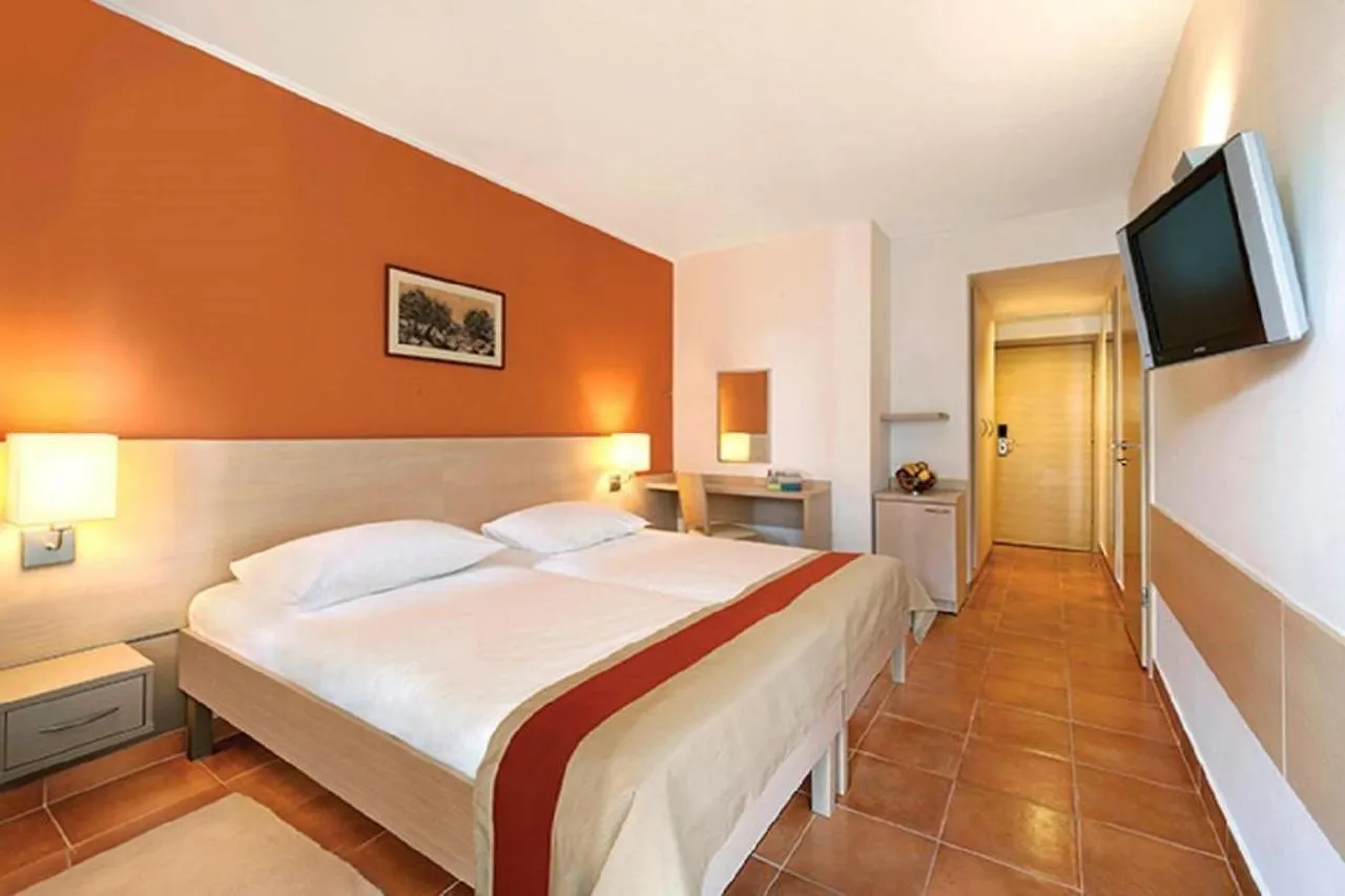 Valamar Tamaris Resort Club Tamaris Casa Agava contacts